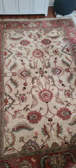 Beautiful Karastan Ashara rug 5' 9"x9"