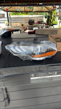 Ford Mustang 2018 Driver Head Light