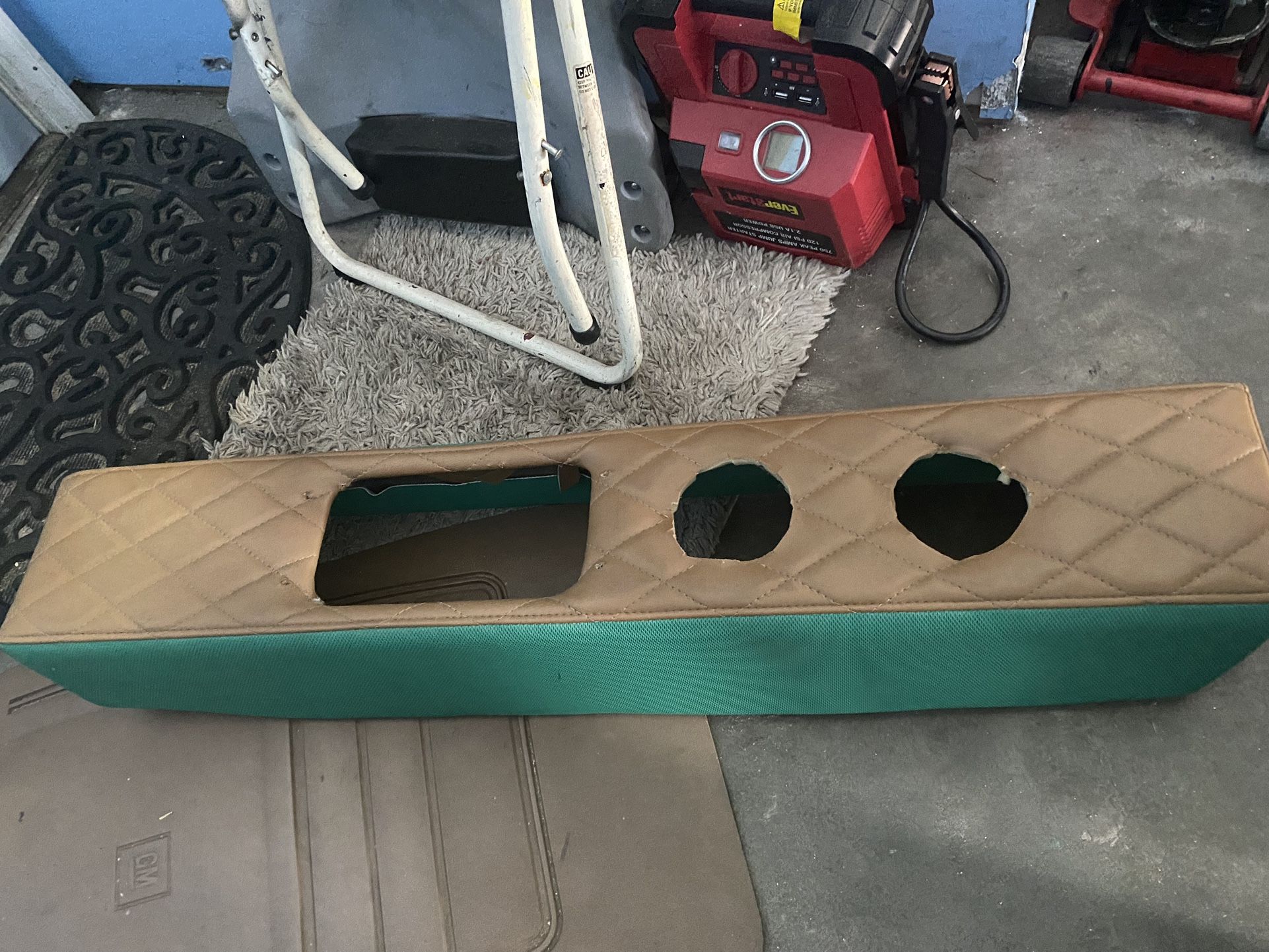 Console For gear shifter with two cupholders cut out