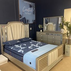 Chevanna Platinum Queen Upholstered Panel Bedroom Set / 4pc