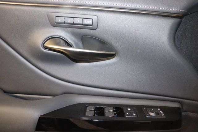 2022 Lexus ES 350