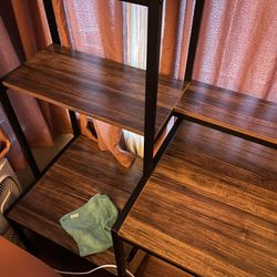 Beautiful Desk With Shelves