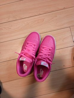 Pink dunks lows