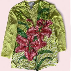 Diane Gilman 100% silk blouse. Size M