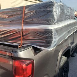 King Size New Thick Pillow Top Bed Can Deliver 