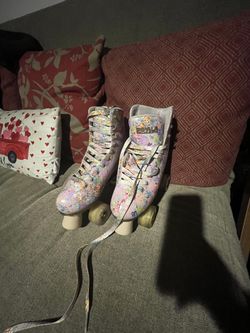 Floral Impala Rollerskates