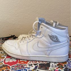 Jordan 1 Wolf Gray Size 12 