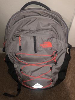 North face back pack authentic whit place for laptop