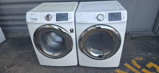 Samsung Front Load Washer & Dryer Set – Steam Wash