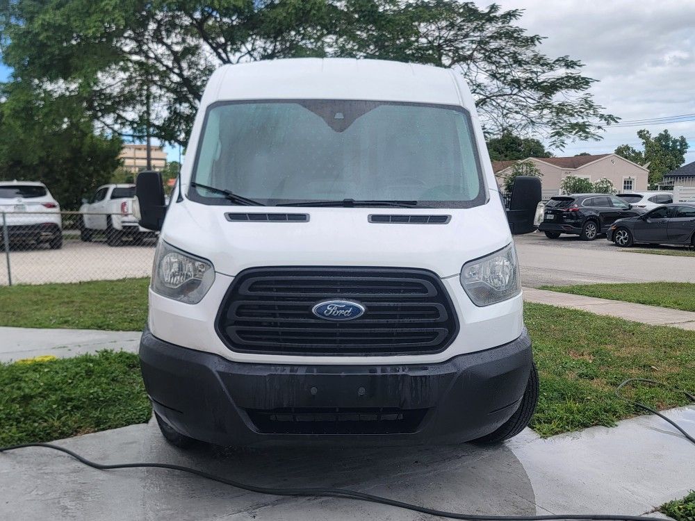 2017 Ford Transit Cargo