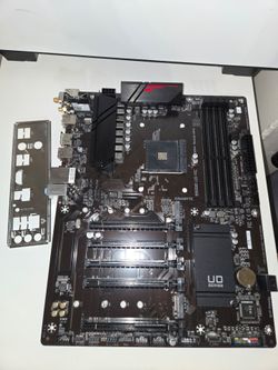 Gigabyte B550 UD AC ATX motherboard for AMD processors
