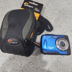 Bell+Howell Splash WP10 16.0 MP  Waterproof Digital Camera with 2.4"  LCD & HD Video (Blue)+1GB w/Carry case

