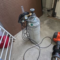 Co2 Tank With Regulator