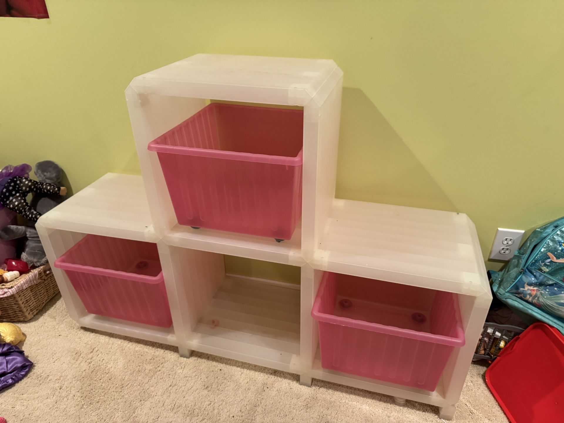 4 Cube Storage Unit
