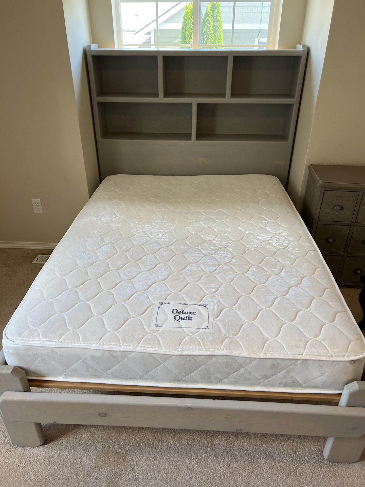 Full Bed With Shelves and Mattress