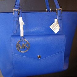 MICHAEL KORS Royal Blue Purse . 