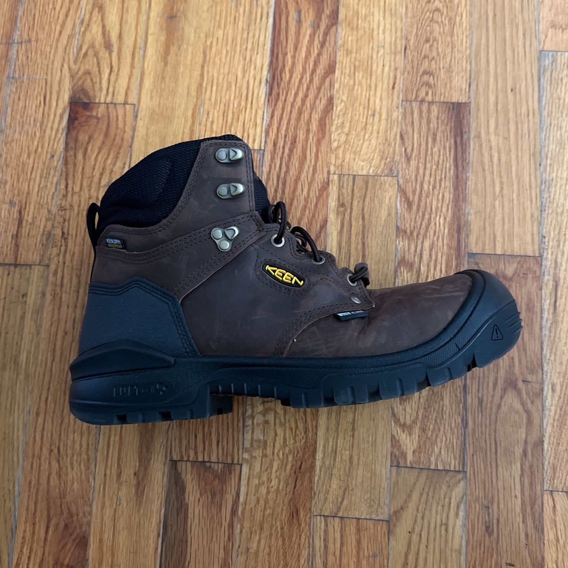 Brand New “KEEN” Work Boots