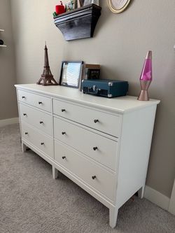 White 6-Drawer Double Dresser