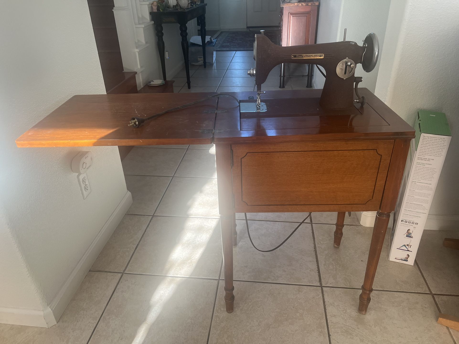 Westinghouse Sewing Machine With Cabinet