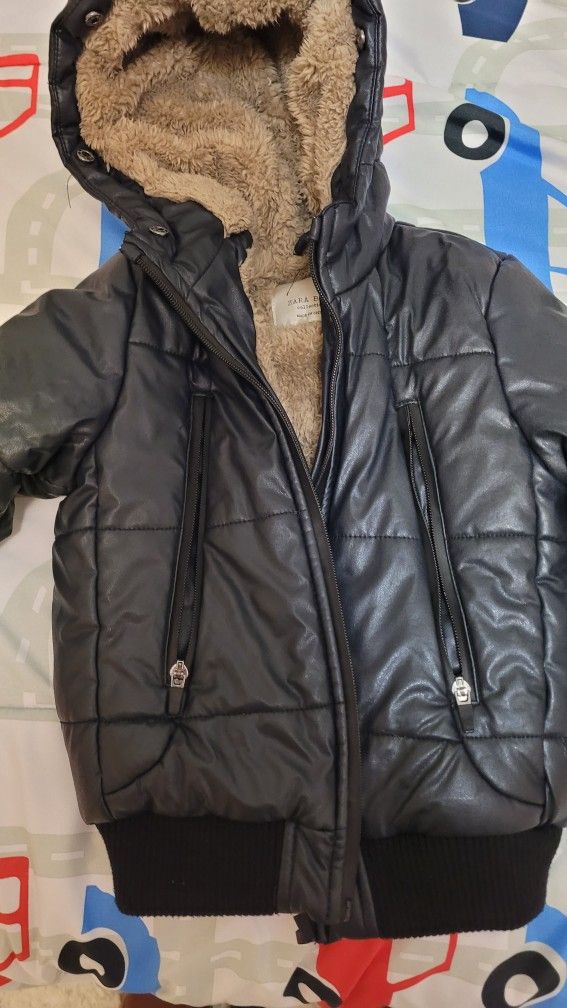 Zara warm jacket for boy's  Size 5