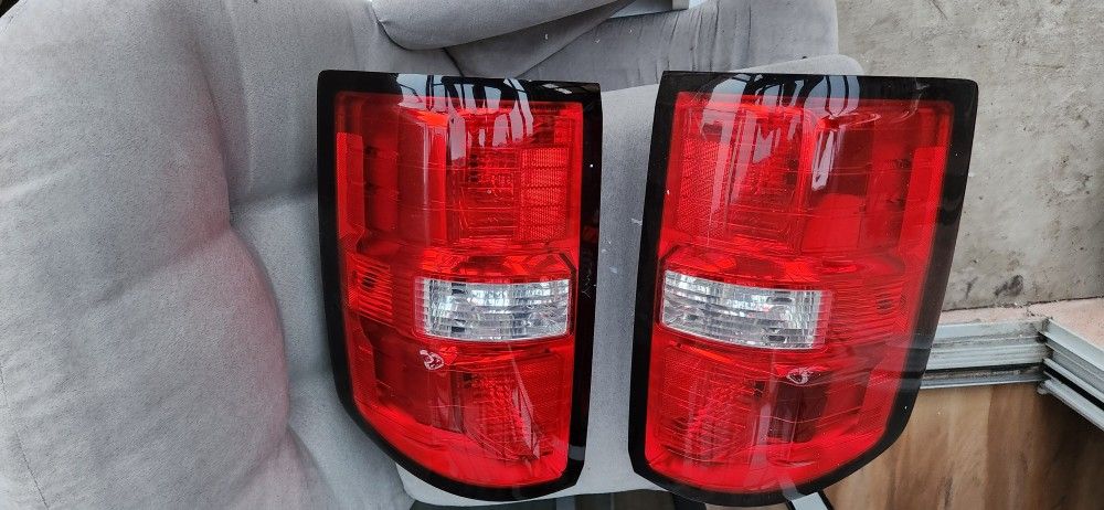 2015 Gmc Sierra Tail Lights