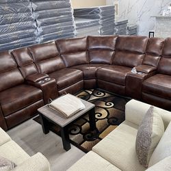 LEATHER SECTIONAL RECLINER
