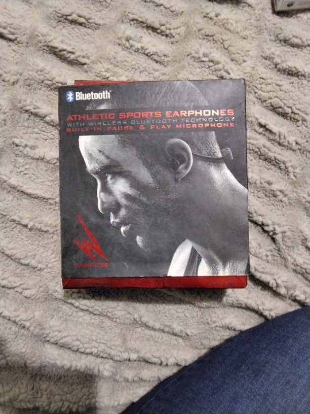 Athletic Sports Earphones With Wireless Bluetooth Technology