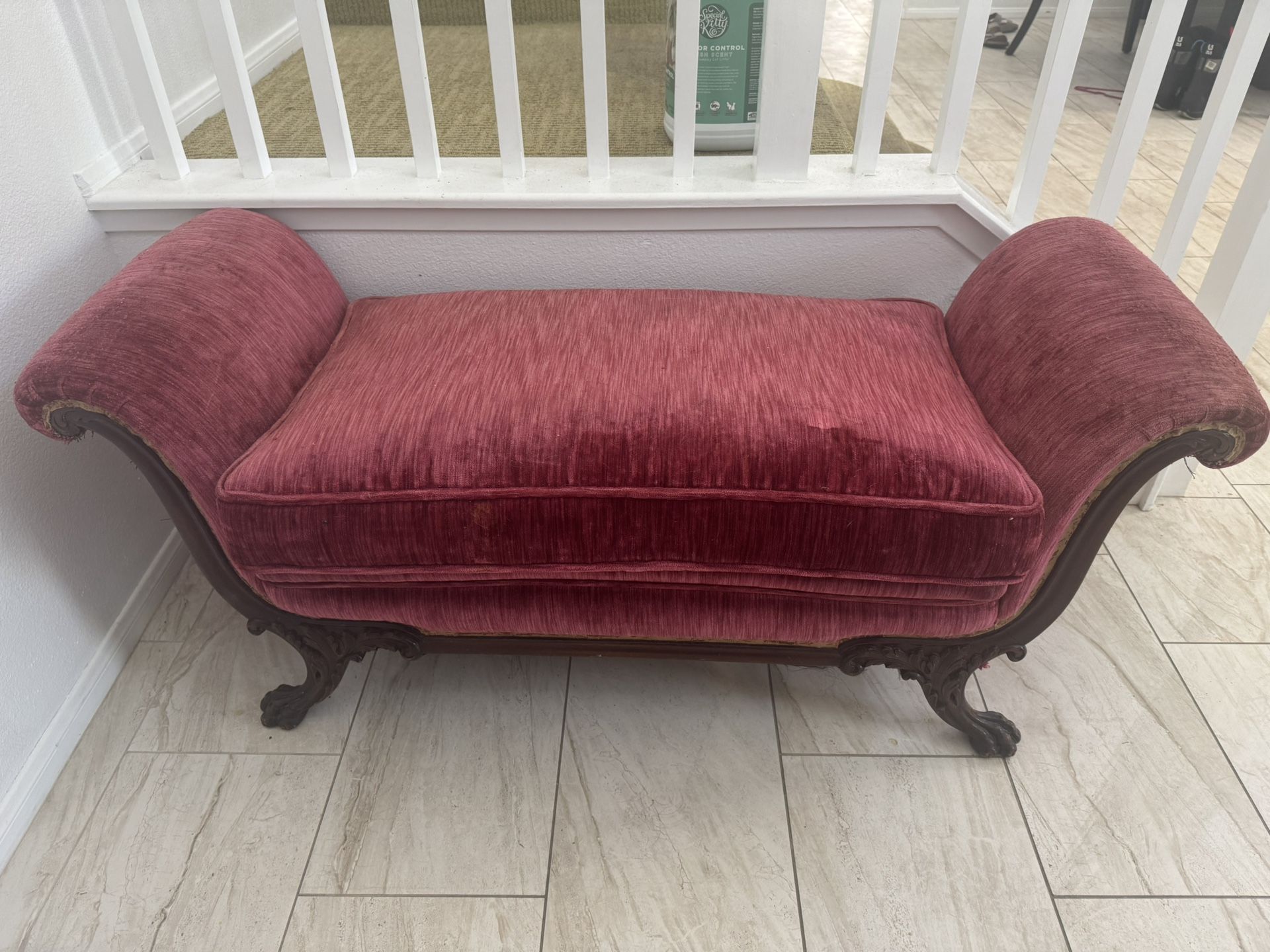 Red Reclaimer/Divan ( Backless Couch) 