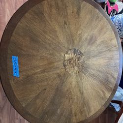Oak Round Table