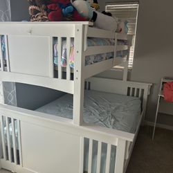 Full Twin White Bunk Bed With Ladder