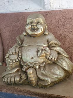 Budda garden statue