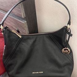 Michael Kors Bag - Pickup From Northridge Area