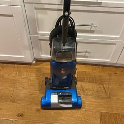 Hoover Wind Tunnel Vacuum $40