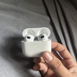 Gen 3 AirPods 