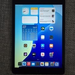 Ipad 9th Gen Immaculate Condition
