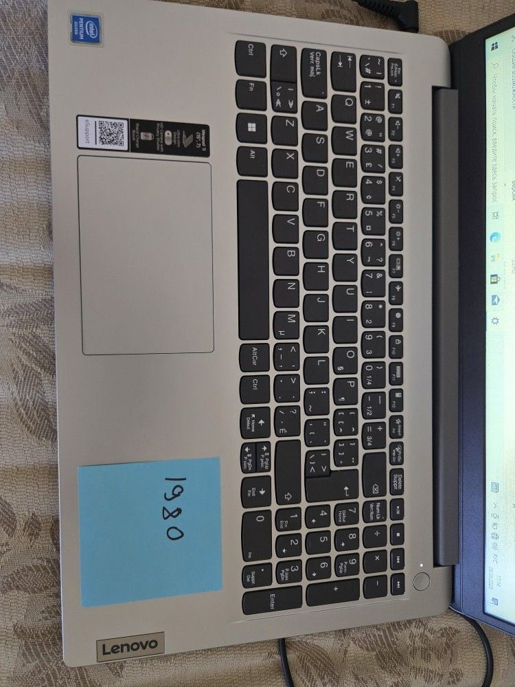 LENOVO ideapad 1i (15",7) Pentium Silver