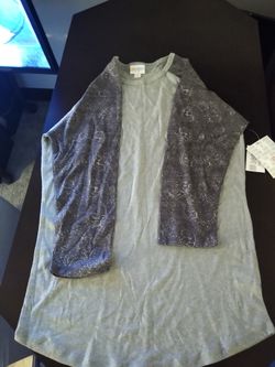 New Lularoe T-shirt