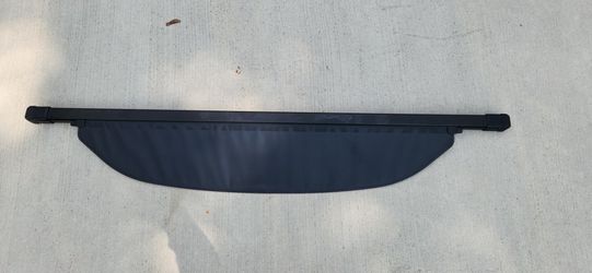 2015 Toyota RAV4 OEM Cargo Cover