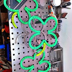 Horse Shoe Clover 🍀 