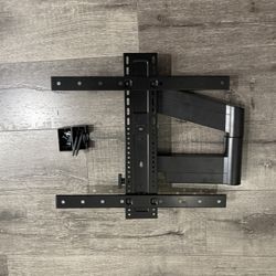 TV Mounting Bracket