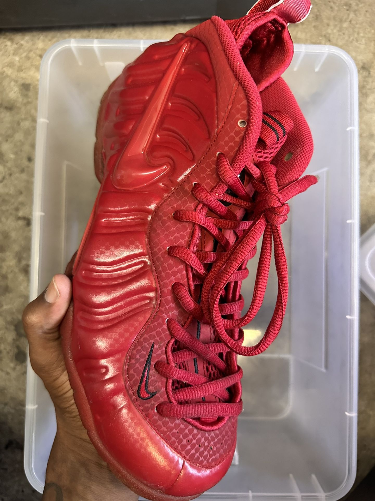 NIKE RED FOAMPOSITES