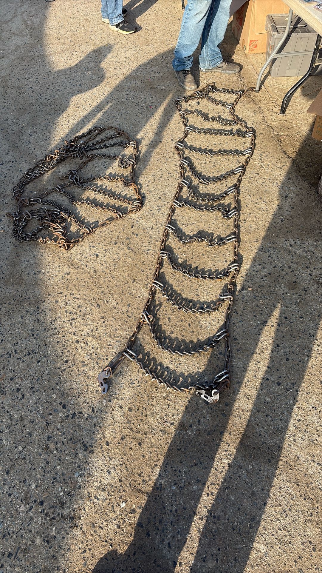 Snow chains for semi trucks