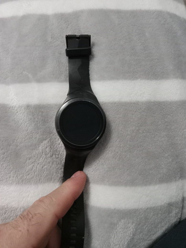 Used Samsung Gear S2 Wearables