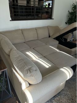 Sectional sleeper Best offer $Great deal $ must go today best offer