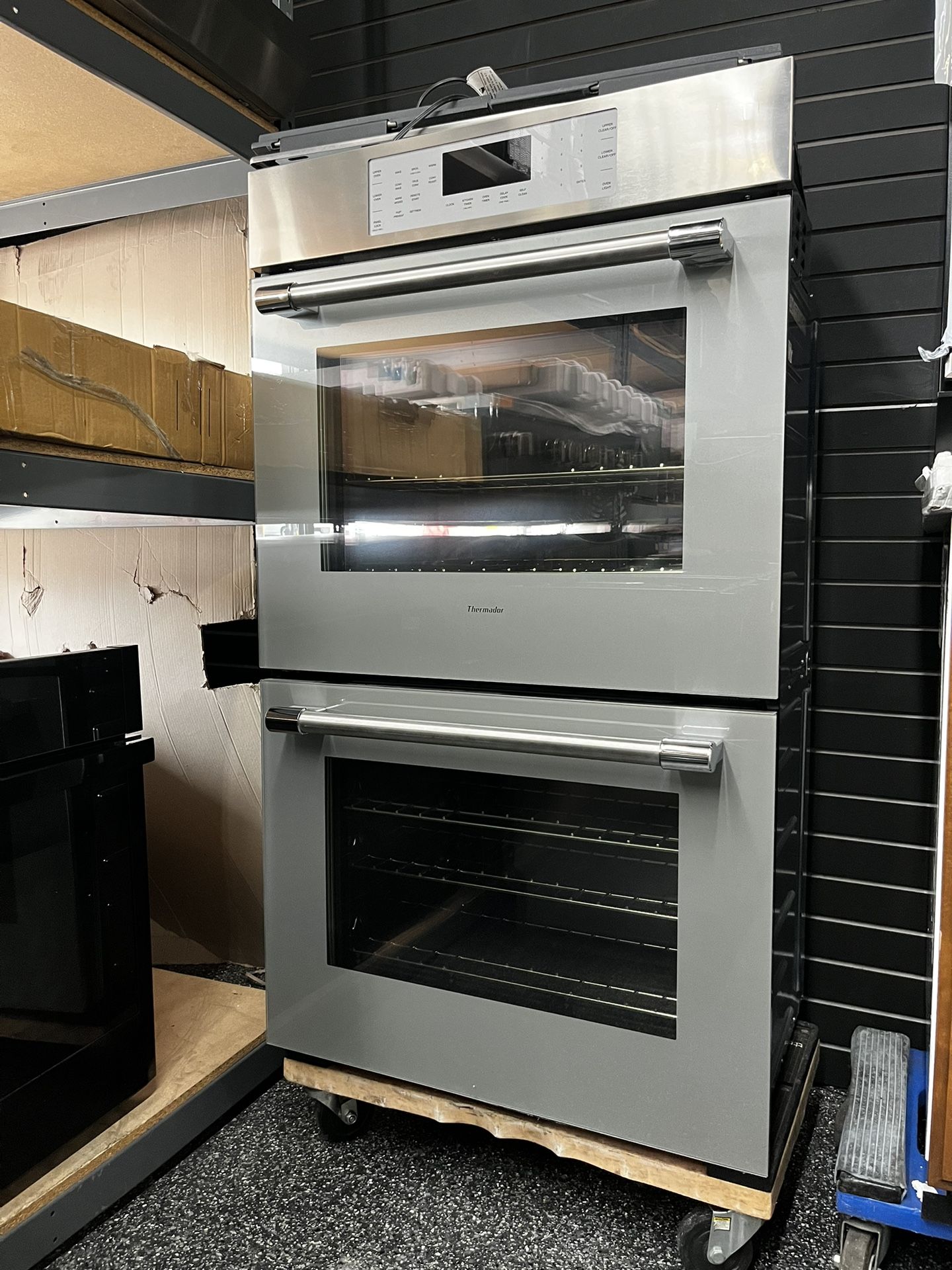 Thermador Masterpiece Double Wall Oven 30” Wide Electric