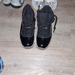 Space Jam Jordan 11 Size 9.5