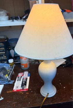 Table lamp