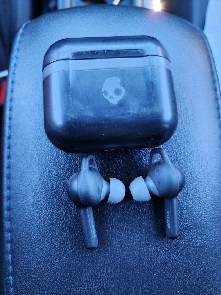 Skullcandy Bluetooth Headphones 