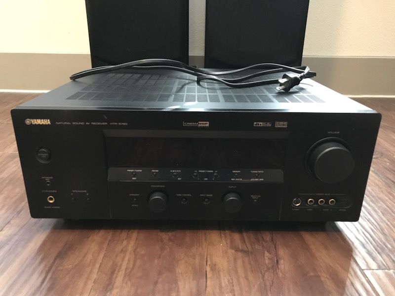 YAMAHA HTR-5760 7.1 Channel 400 Watt AV Receiver, Remote Included