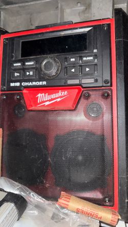 Milwaukee radio $200